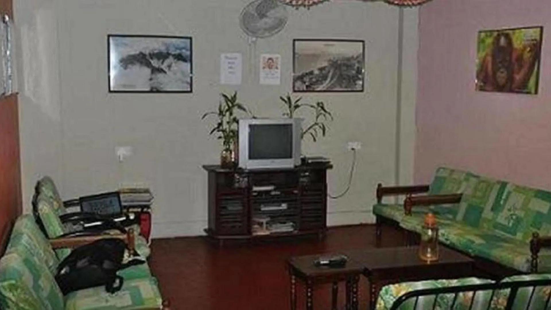 Hostel Stay In Lodge Kota Kinabalu